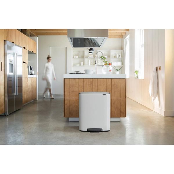 Бак для сміття Brabantia Bo Pedal Bin 60 л білий (211300) 00800880 фото