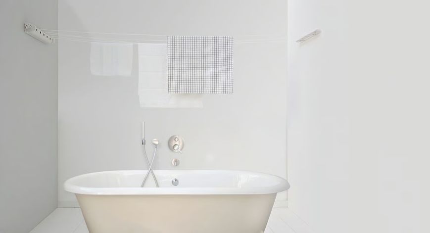 Сушилка для белья настенная выдвижная Brabantia White (385728) 385728 фото