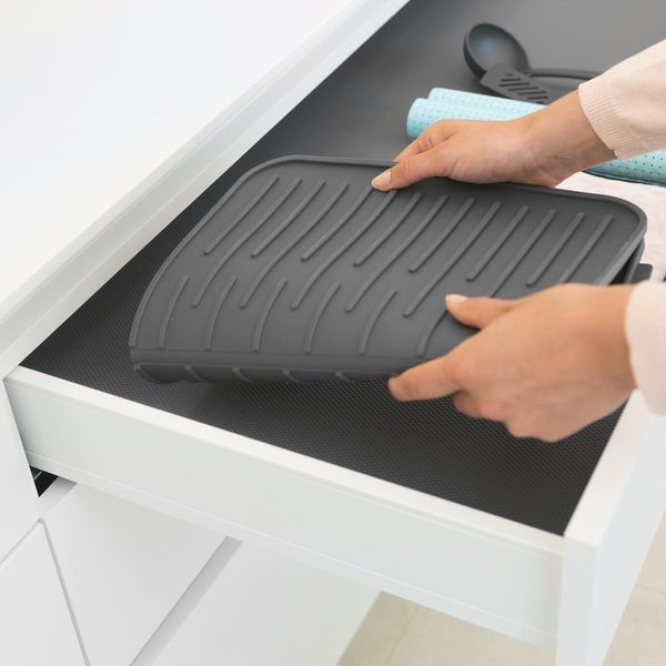 Килимок для сушки посуду силіконовий Brabantia Dish Washing + Organising 44х32 см темно-сірий (117442) 117442 фото