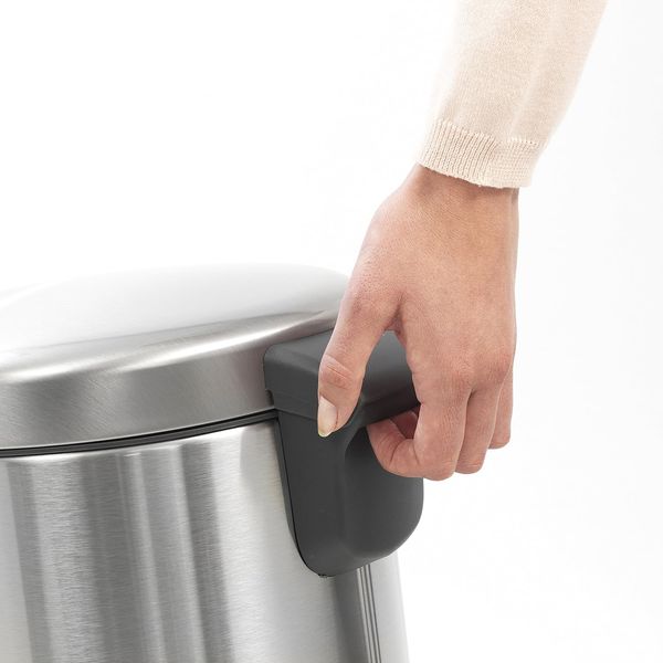 Бак для мусора с педалью Brabantia NewIcon Pedal Bin 12 л стальной (113604) 113604 фото