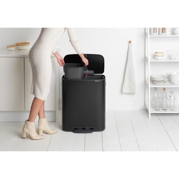 Бак для сміття з педаллю двосекційне 2х30 л Brabantia Bo Pedal Bin чорний (211508) 211508 фото