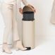 Бак для сміття Brabantia Touch Bin 30 л Soft Beige (149986) 149986 фото 4