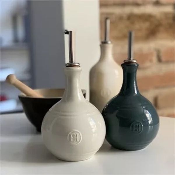Бутылка для уксуса керамическая Emile Henry Kitchen Tools 450 мл черный (710216) 710216 фото